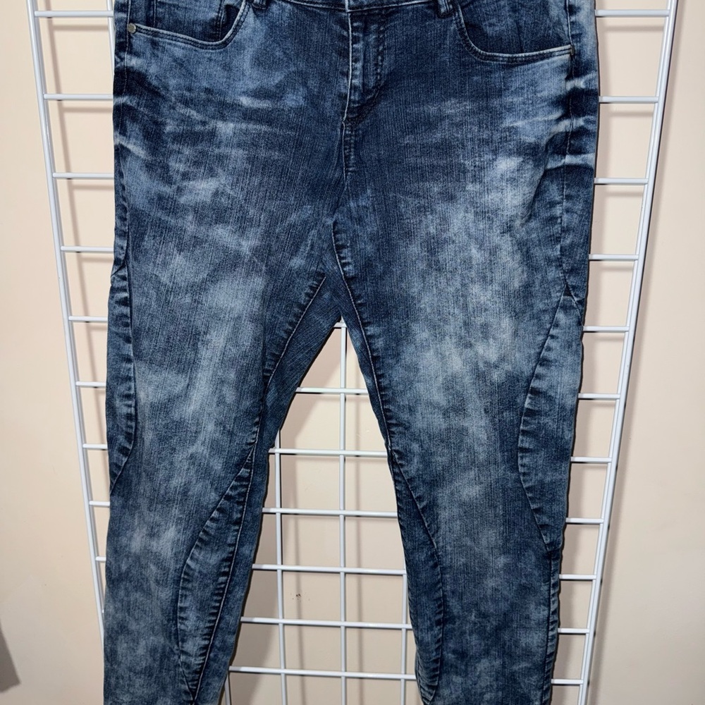 Blue Spice Women's Faded Blue Skinny Jeans